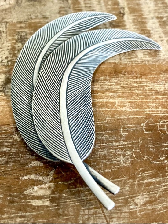 Vintage Jewelry - Sterling Silver Feather Brooch Jewel Art
